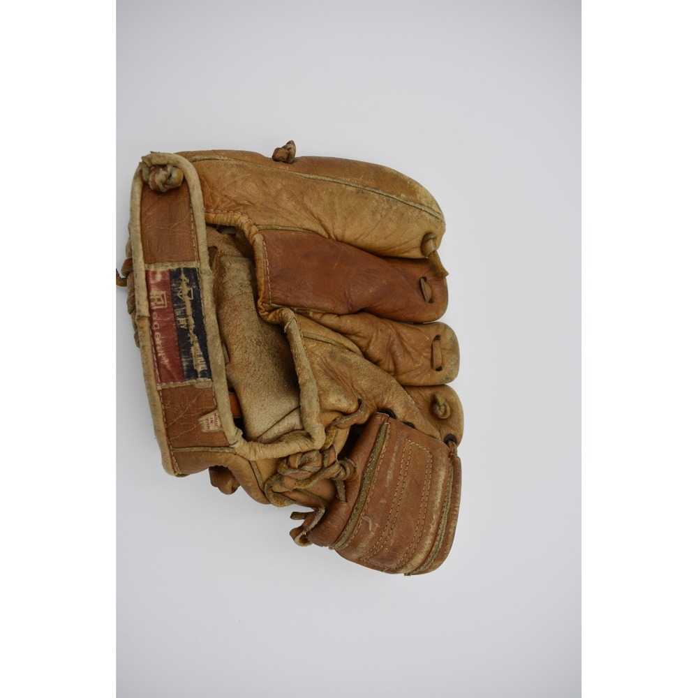 Vintage Regent Baseball Glove Little League Model LL83 Leather Deep Pocket RHT